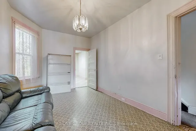 Additional image 9 of 839 Shaw St