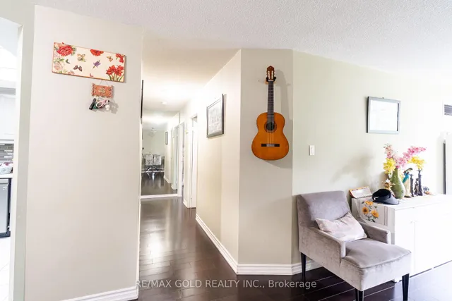 Additional image 16 of 8 Lisa St Unit 206