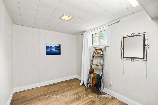 Additional image 32 of 25 Greeningdon Dr