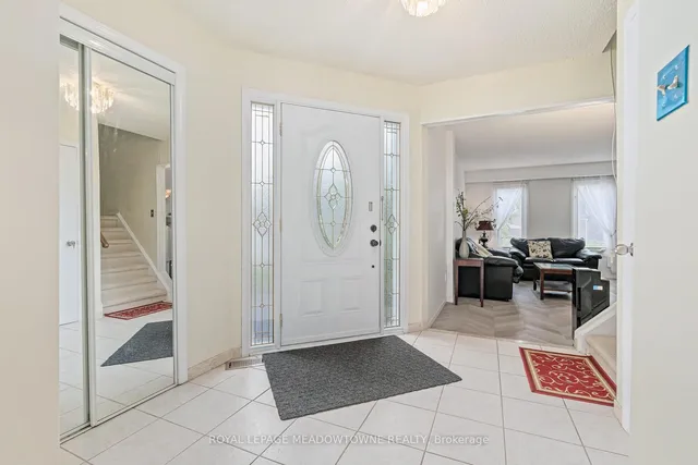 Additional image 4 of 35 Countryman Circ