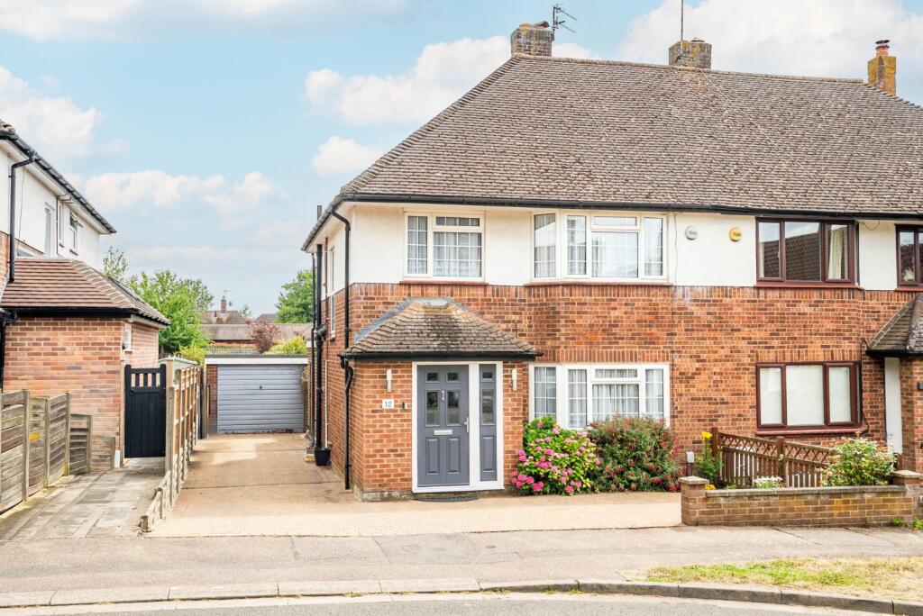 Hammers Gate, St. Albans, Hertfordshire, AL2