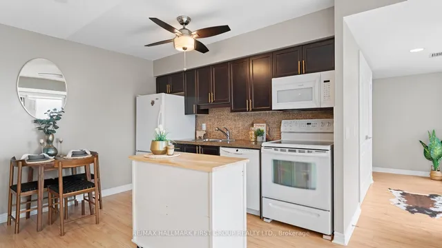 Additional image 19 of 70 Town Centre Crt Unit 405