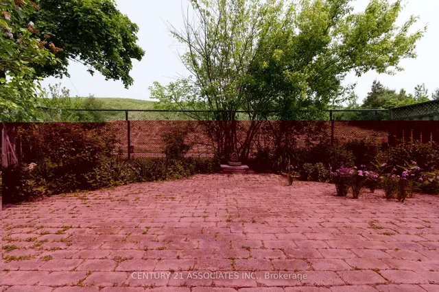 房产图片 37 - 5817 西德茅斯街