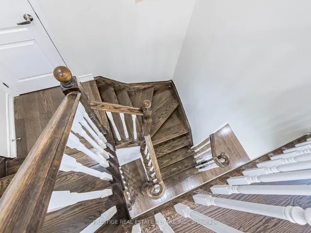 房产图片 8 - 汤普森路656号