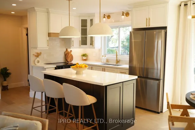 Additional image 5 of 92 Forsythia Rd