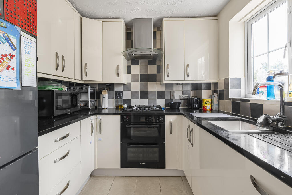 Additional image 14 of Digswell Rise, Welwyn Garden City, Hertfordshire, AL8