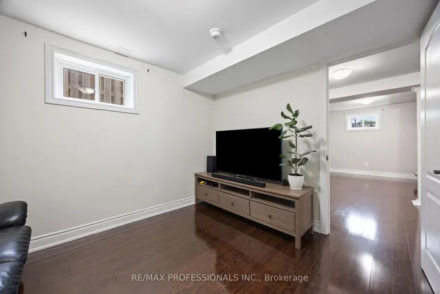 Additional image 35 of 38 Dalraith Cres