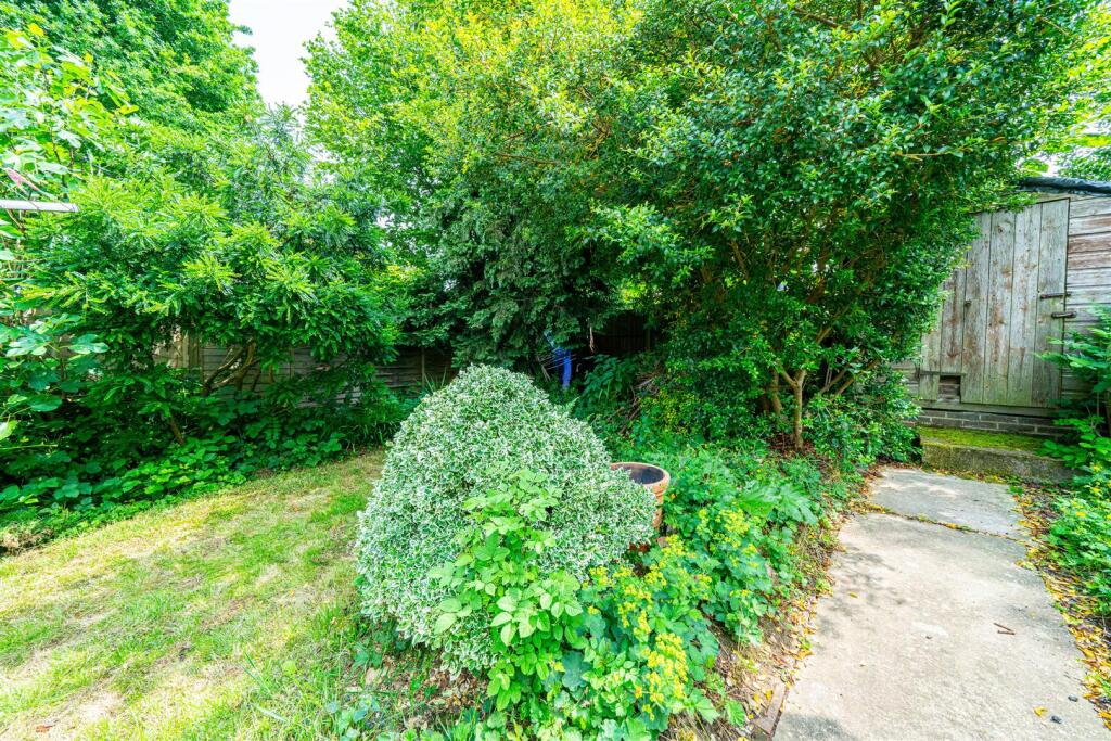 Additional image 24 of Langley Crescent, St. Albans