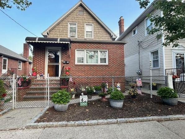 2916 Sullivan Place, Bronx, NY 10465