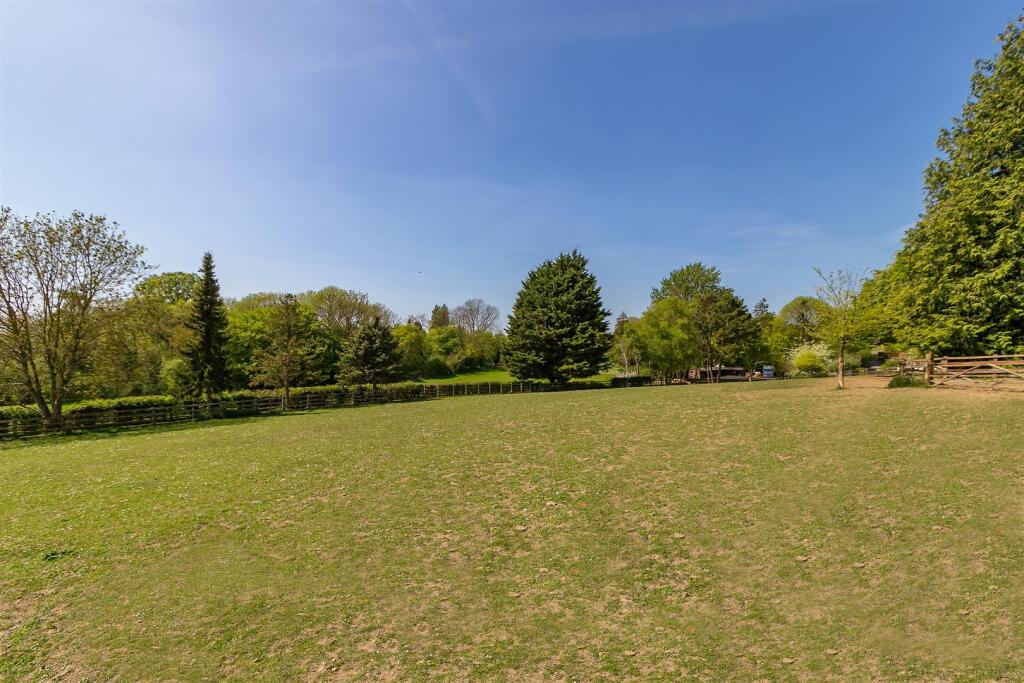 Additional image 34 of Reynards Road, Welwyn