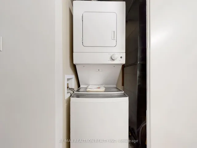 Additional image 12 of 46 Western Battery Rd Unit 826