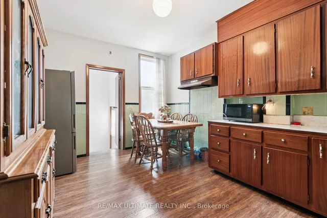 Additional image 14 of 998 Ossington Ave