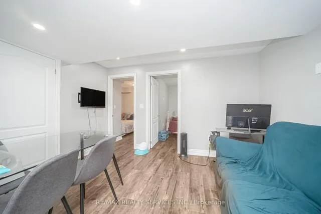 Additional image 39 of 15 Ebury Dr