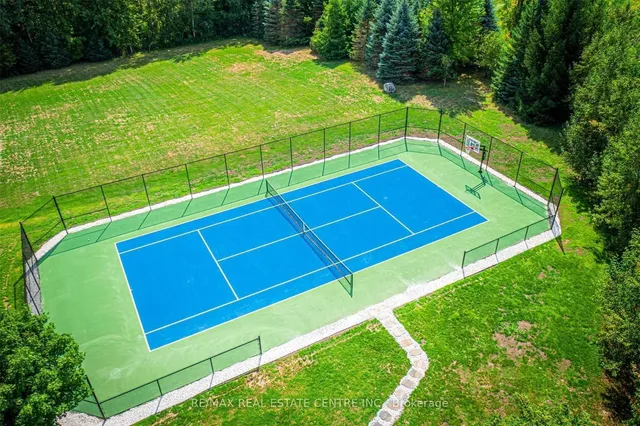 Additional image 37 of 11135 Menzies Crt