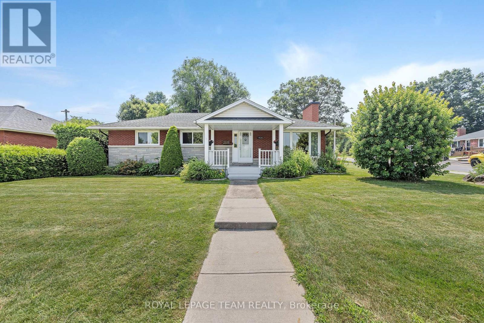 1830 KERR AVENUE|Ottawa, Ontario K2A1J3