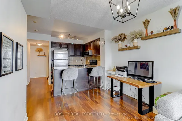 Additional image 8 of 60 Fairfax Cres Unit 526