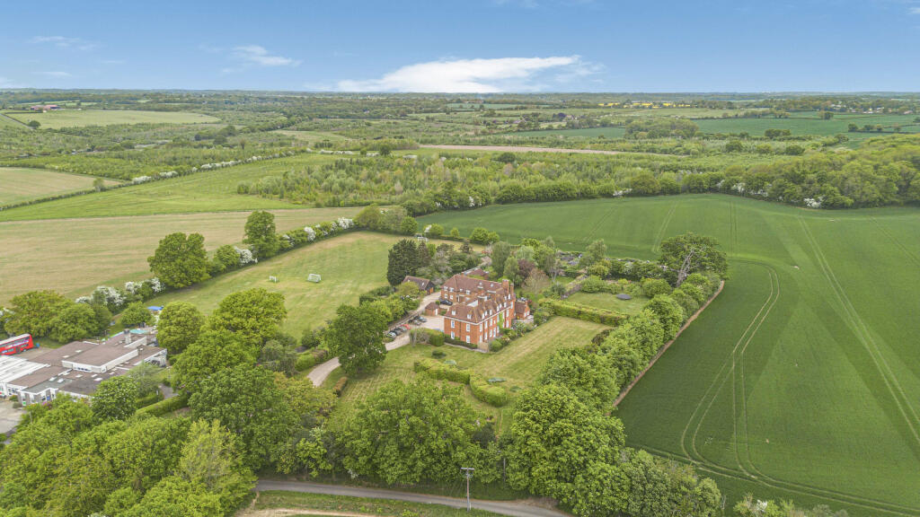 Additional image 26 of Fairshot Court, Woodcock Hill, Sandridge, St. Albans, Hertfordshire