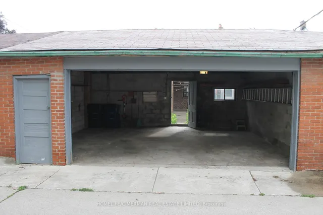 Additional image 15 of 650 Brock Ave