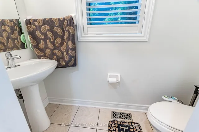 Additional image 17 of 6672 Opera Glass Cres