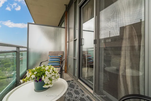 Additional image 44 of 736 Spadina Ave Unit 1711