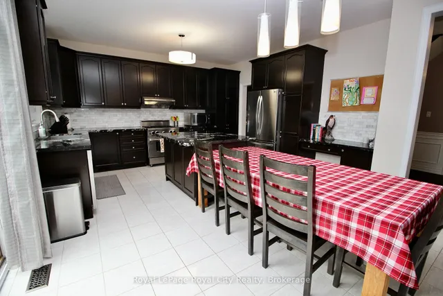 Additional image 7 of 39 Dalmeny Dr