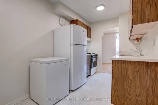 Additional image 13 of 5 Massey Sq Unit 2009