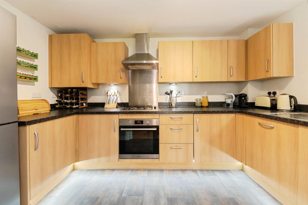 Additional image 19 of Sovereign Place, Hatfield