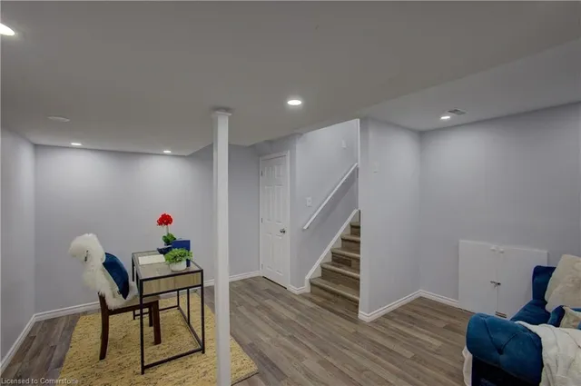 Additional image 35 of 365 Parkvale Dr