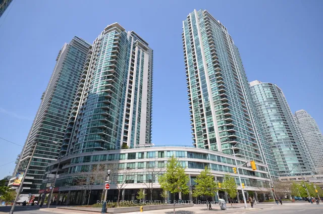 16 Yonge St Unit 306