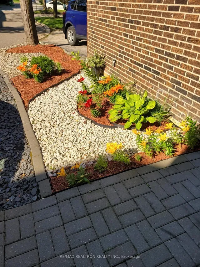 Additional image 27 of 7707 Darcel Ave Unit 26