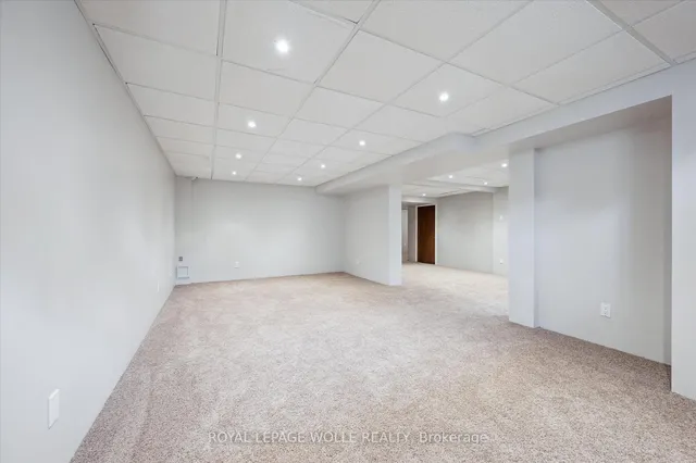 Additional image 36 of 29 Strathcona Cres