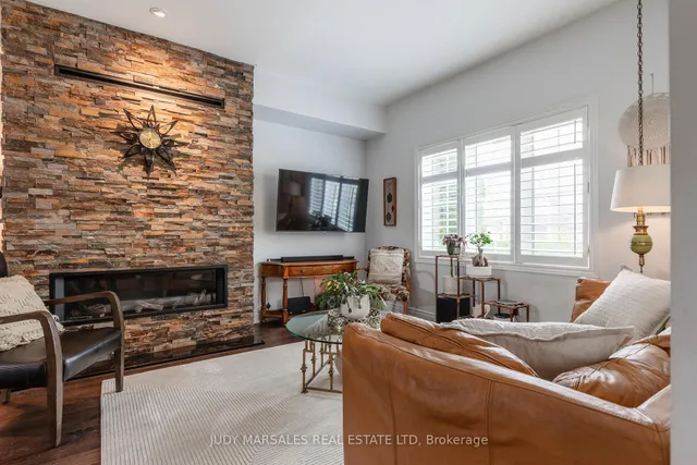 Additional image 14 of 100 Beddoe Dr Unit 21