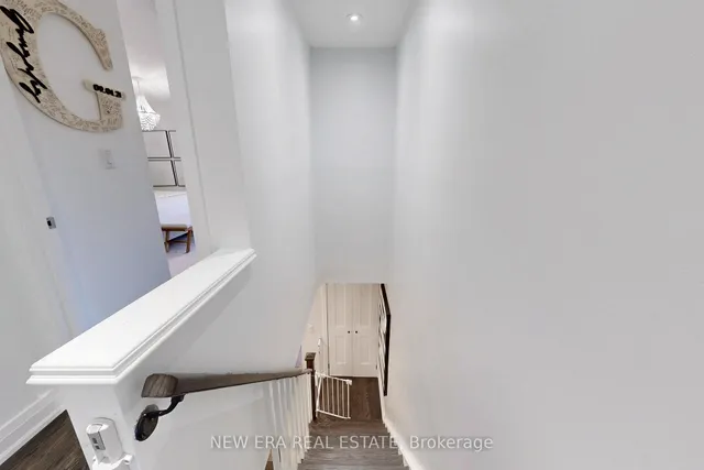 房产图片 23 - 1951 Rathburn Rd 单元 5