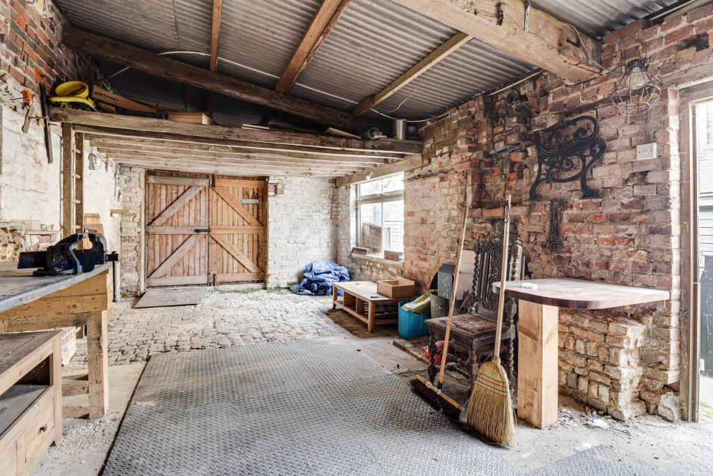 Additional image 15 of London Road, Markyate, St Albans, AL3