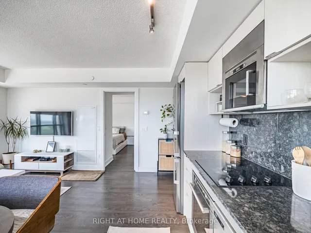 Additional image 16 of 7 Mabelle Ave Unit 1409