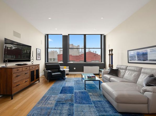 421 W 54th St, New York, NY 