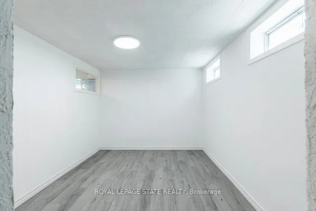 Additional image 37 of 8477 Dickenson Rd