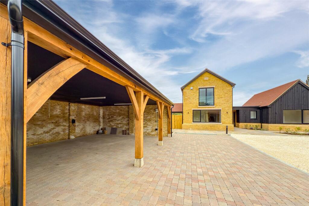 Additional image 20 of Oak Tree House, Kennel Lane, Kinsbourne Green, Harpenden, Hertfordshire, AL5