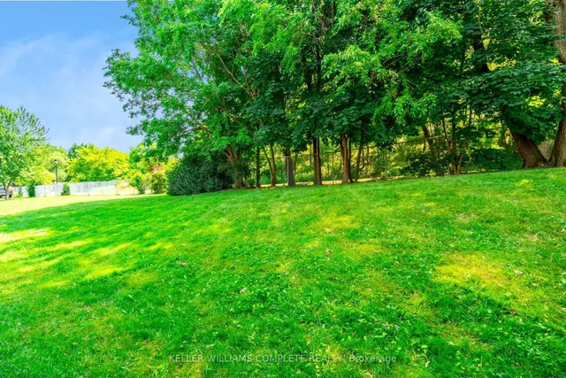 Additional image 46 of 140 Victor Blvd