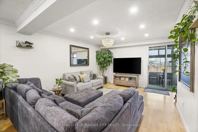 房产图片 30 - 167 SHOREHAM Dr