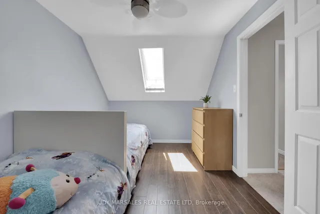 Additional image 30 of 59 East 26th St