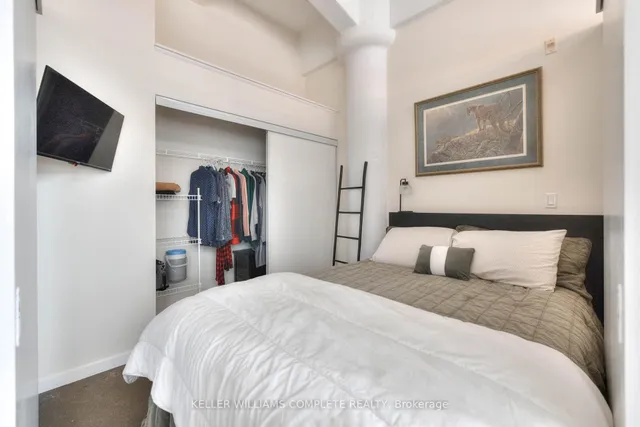 Additional image 17 of 410 King St Unit 108