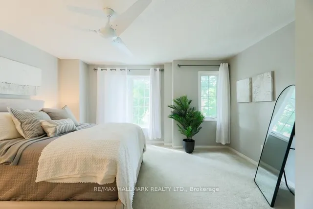 Additional image 18 of 80 Crossovers St