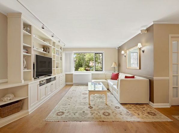 100 W 89th St APT 2B, New York, NY 10024