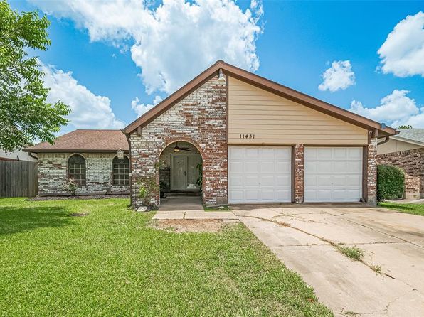 11431 Grapewood Dr, Houston, TX 77089