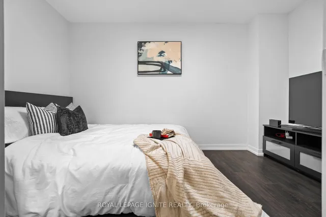 Additional image 36 of 2063 Weston Rd Unit Unit  2