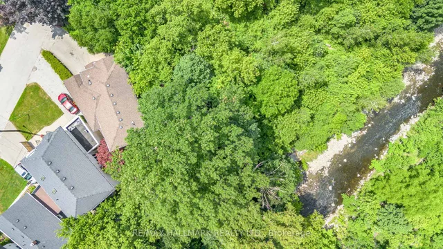 Additional image 48 of 7 Tizzard Ave