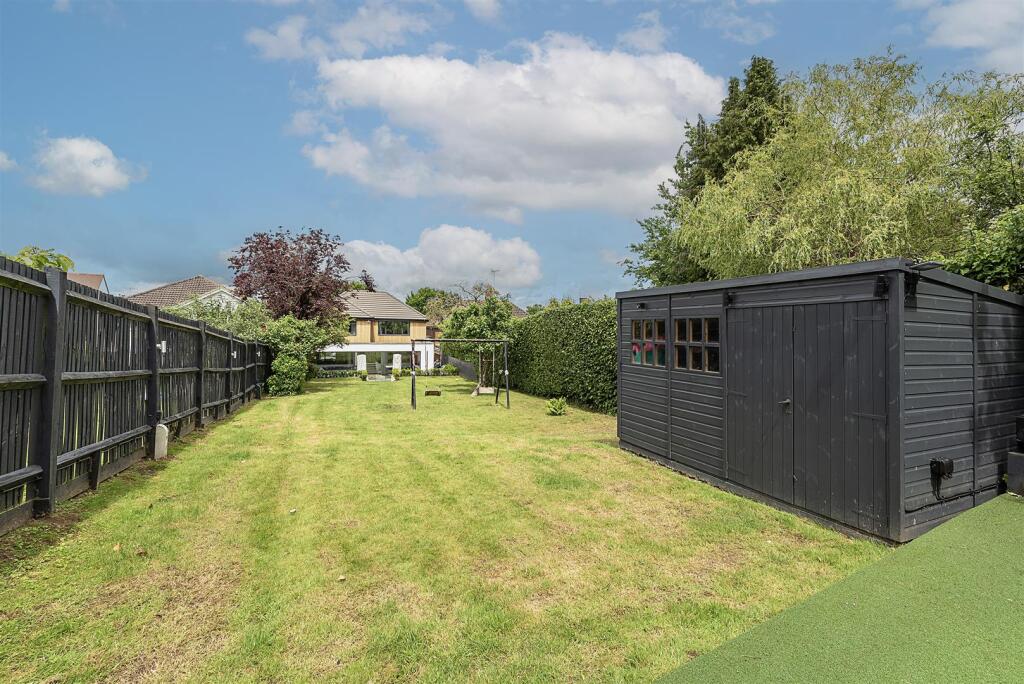 Additional image 11 of Granby Avenue, Harpenden