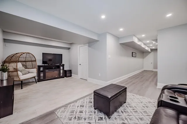 Additional image 40 of 56 Liddycoat Lane