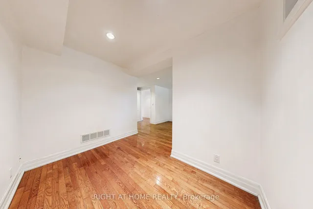 Additional image 31 of 170 Queens Ave